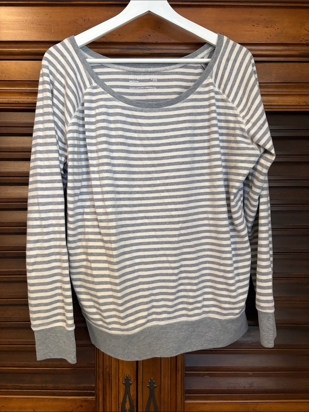 Pact Women's Gray and Cream Striped Scoop Neck Sweater